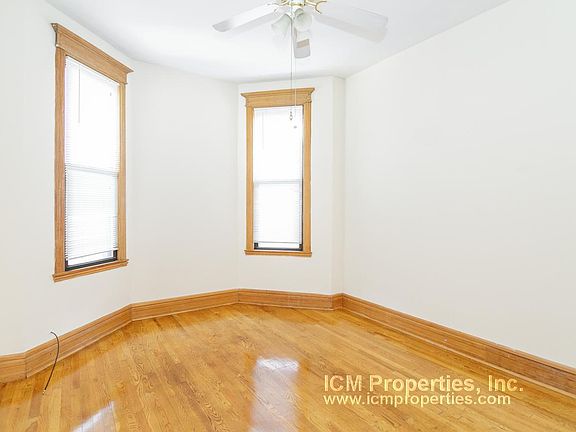 3rd image of 3528 N Wilton Ave #3R