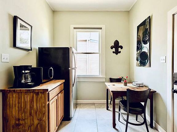 3rd image of 4907 Tchoupitoulas St