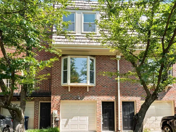 5310 Connecticut Ave NW APT 4, Washington, DC 20015