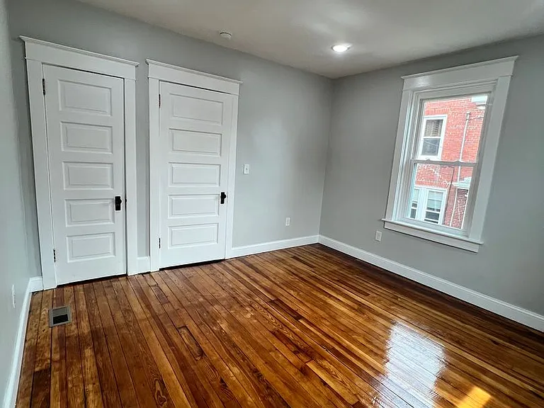 25 N Poplar St — Photo 19