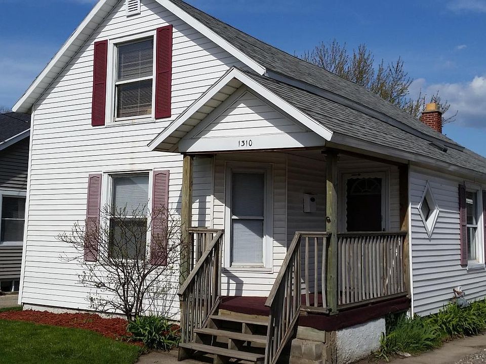 1st image of 1310 Alpine Ave NW