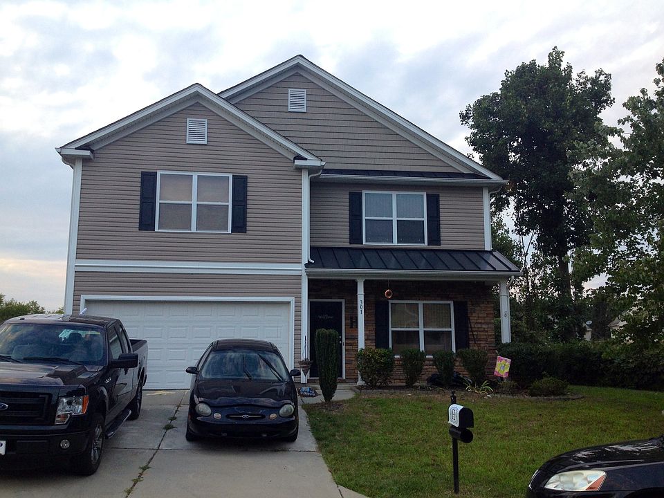 1st image of 301 Flanders Dr