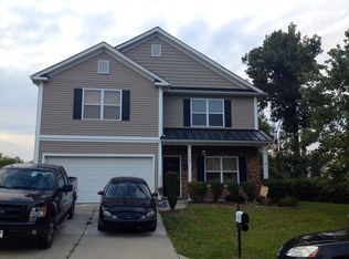 301 Flanders Dr, Mooresville, NC 28117