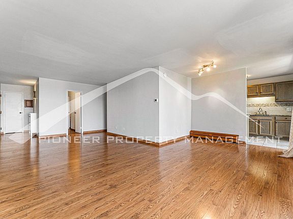 5th image of 4801 E 9th Ave APT 701S