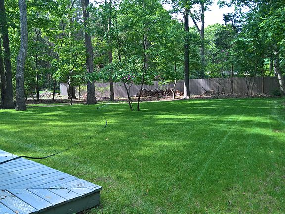 3rd image of 104 Norfolk Dr