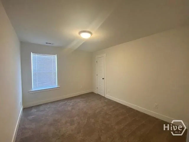 116 Whitaker Way N — Photo 14