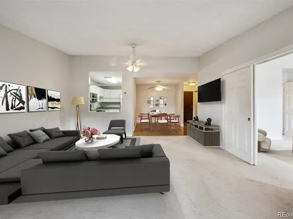 3184 S Heather Gardens Way APT 403, Aurora, CO 80014