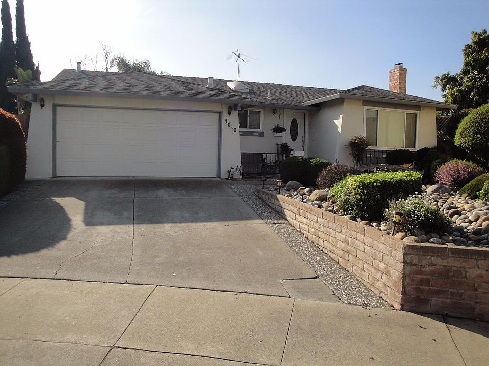 1st image of 3010 Knights Bridge Ct