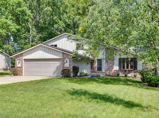 3534 Titan Dr, North Royalton, OH 44133