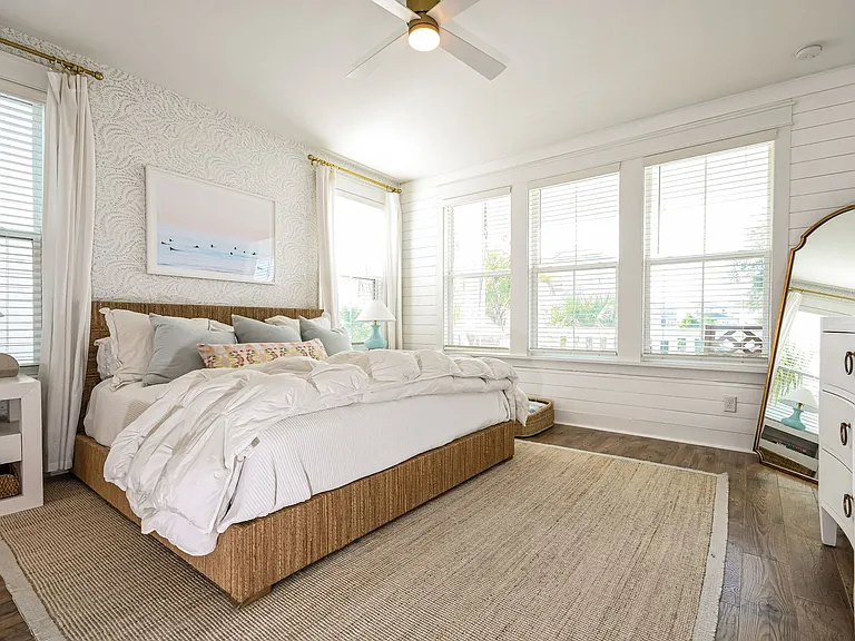 2242 Tillage St — Photo 8