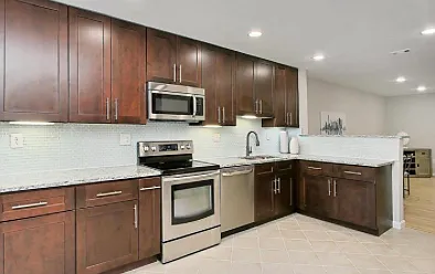 2045 Wethersfield Ct #1 — Photo 3