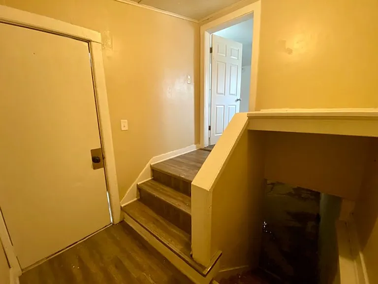 997 Shawano Ave — Photo 15