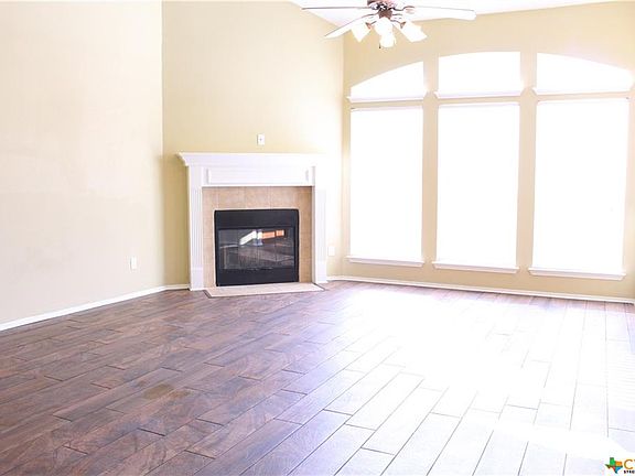 2nd image of 6705 Aquamarine Dr