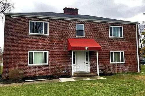 81 N Hampton Rd #B Photo 1