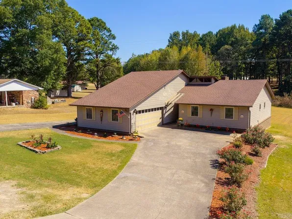 205 Club House Rd, Bald Knob, AR 72010