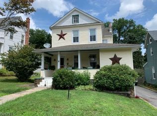 3 Taylor St, High Bridge, NJ 08829