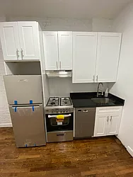 Rented by MOTION New York