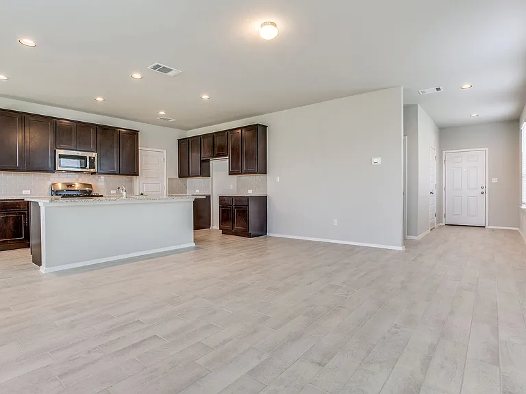 146 White Dunes Dr — Photo 6