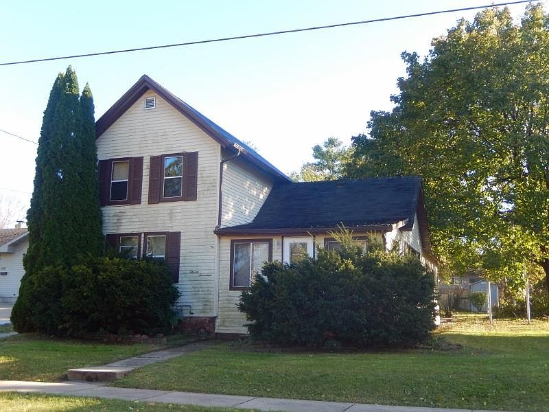 1st image of 1117 Grand Ave