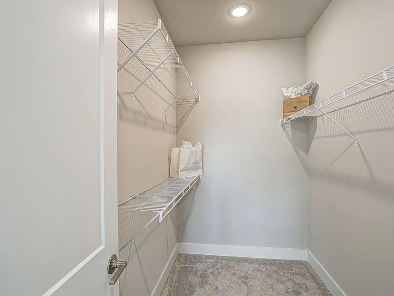 Clear Creek Springdale Apartments — Photo 20