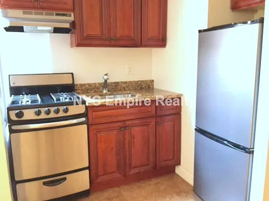 Rented by NYC Empire Realty Inc | media 6