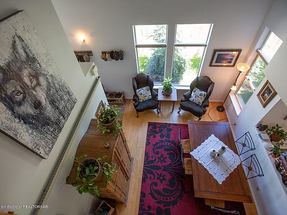 2nd image of 20 Macleod Dr