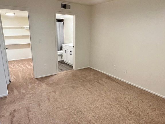 3rd image of 1351 N Pleasant Dr Unit 1026
