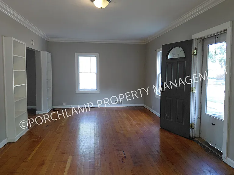 319 E Forest Ave #1 — Photo 3