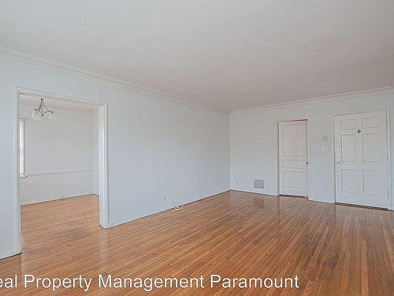 3rd image of 1062 Carmona Ave #1