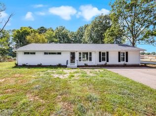 365 Chester Levee Rd, Jackson, TN 38301