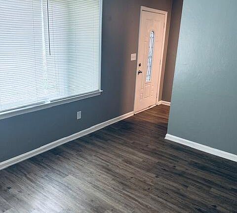 5th image of 1525 Andrews Rd NW