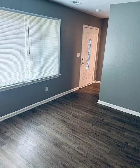 1525 Andrews Rd NW — Photo 5