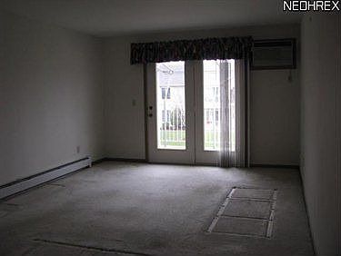 3rd image of 865 Auburn Hills Dr Unit 3