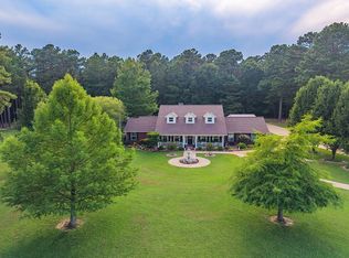 3404 Country Club Ln, Hope, AR 71801
