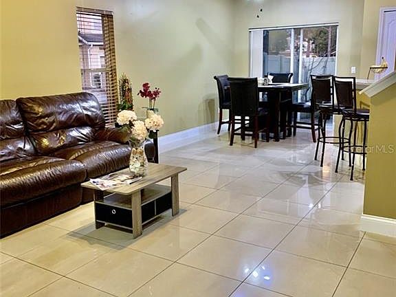 5th image of 2345 Bexley Pl