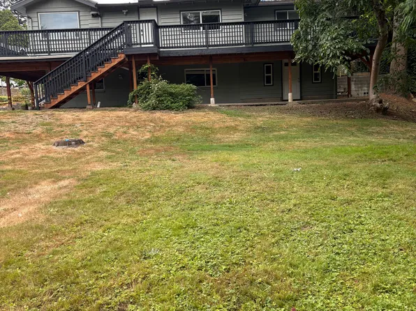 32823 5th Ave, Black Diamond, WA 98010