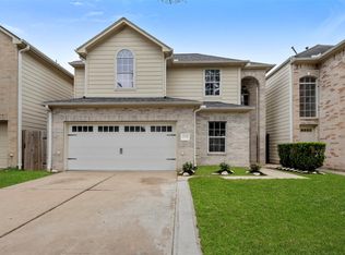10135 W Palm Lake Dr, Houston, TX 77034
