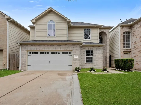 10135 W Palm Lake Dr, Houston, TX 77034