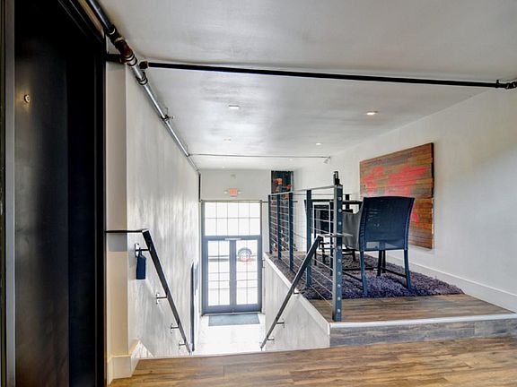 5th image of 1329 College Ave #230