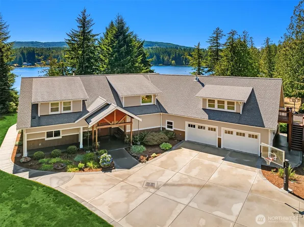 8725 & 8723 NW Holly Road, Bremerton, WA 98312