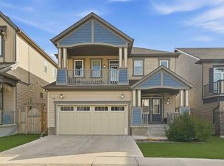 143 N Windbrook Mnr SW, Airdrie, AB T4B 3X2