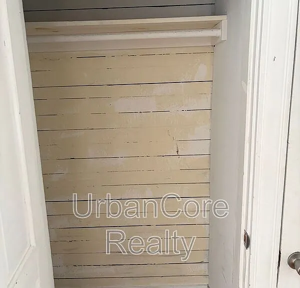 621 N 31st St #B — Photo 29