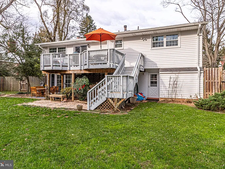 6519 Engel Dr — Photo 89