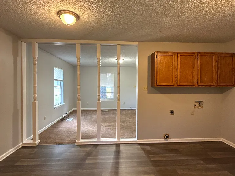 114 Tuxedo Dr — Photo 9