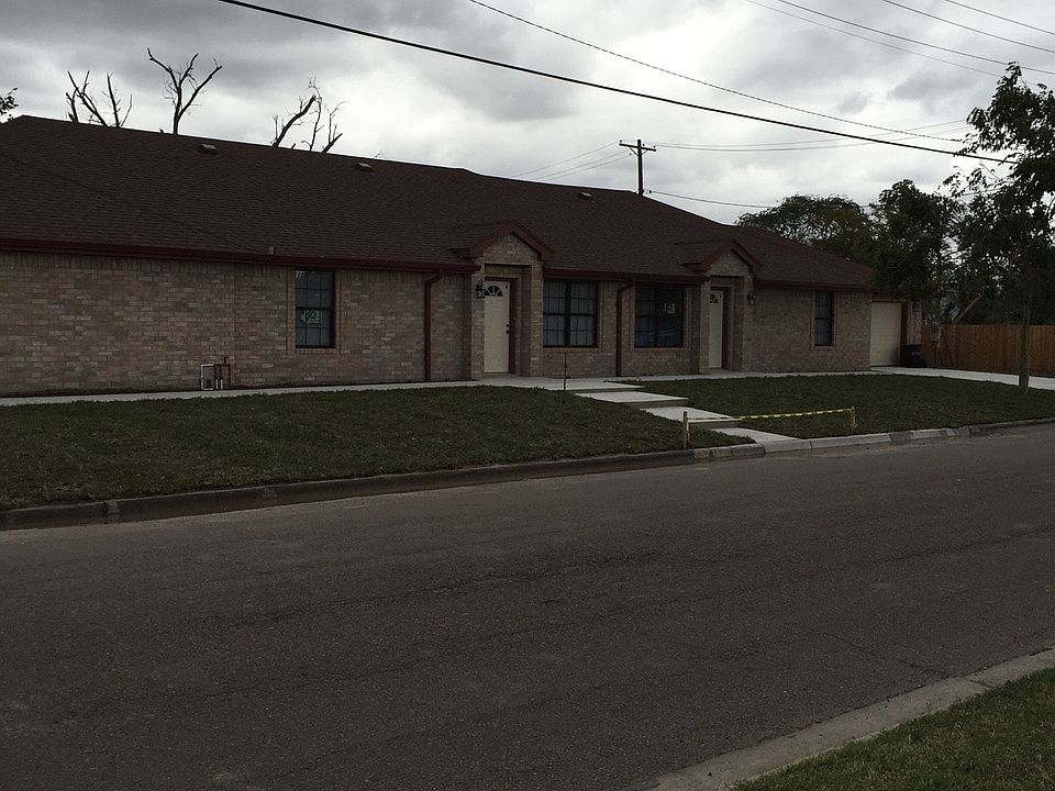 221 E Adams (City Lake Jogging Path)