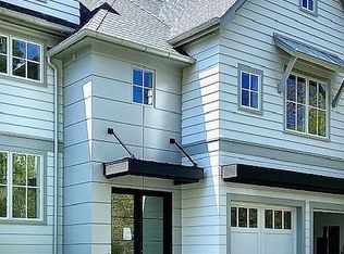 437 Riverside Ave, Westport, CT 06880