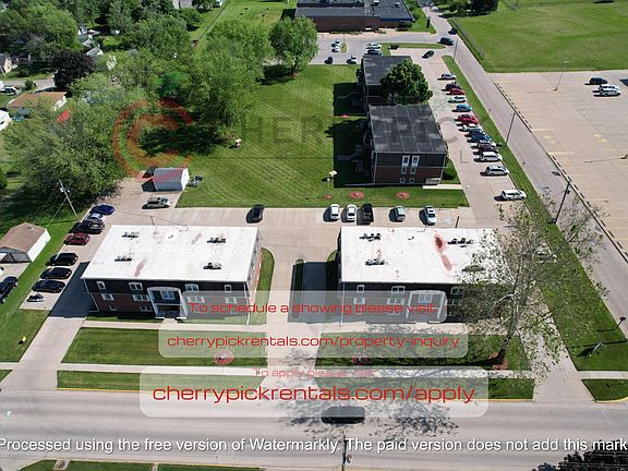 3rd image of 2530 Avenue A #10