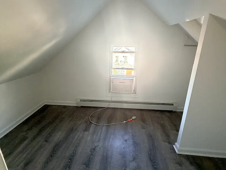 428 Franklin St #2 — Photo 5