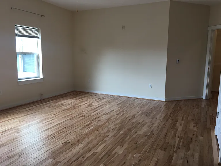 1 West Jackson Street — Photo 15