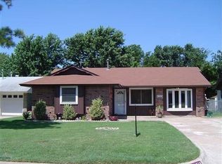 1318 Keystone Ln, Norman, OK 73071